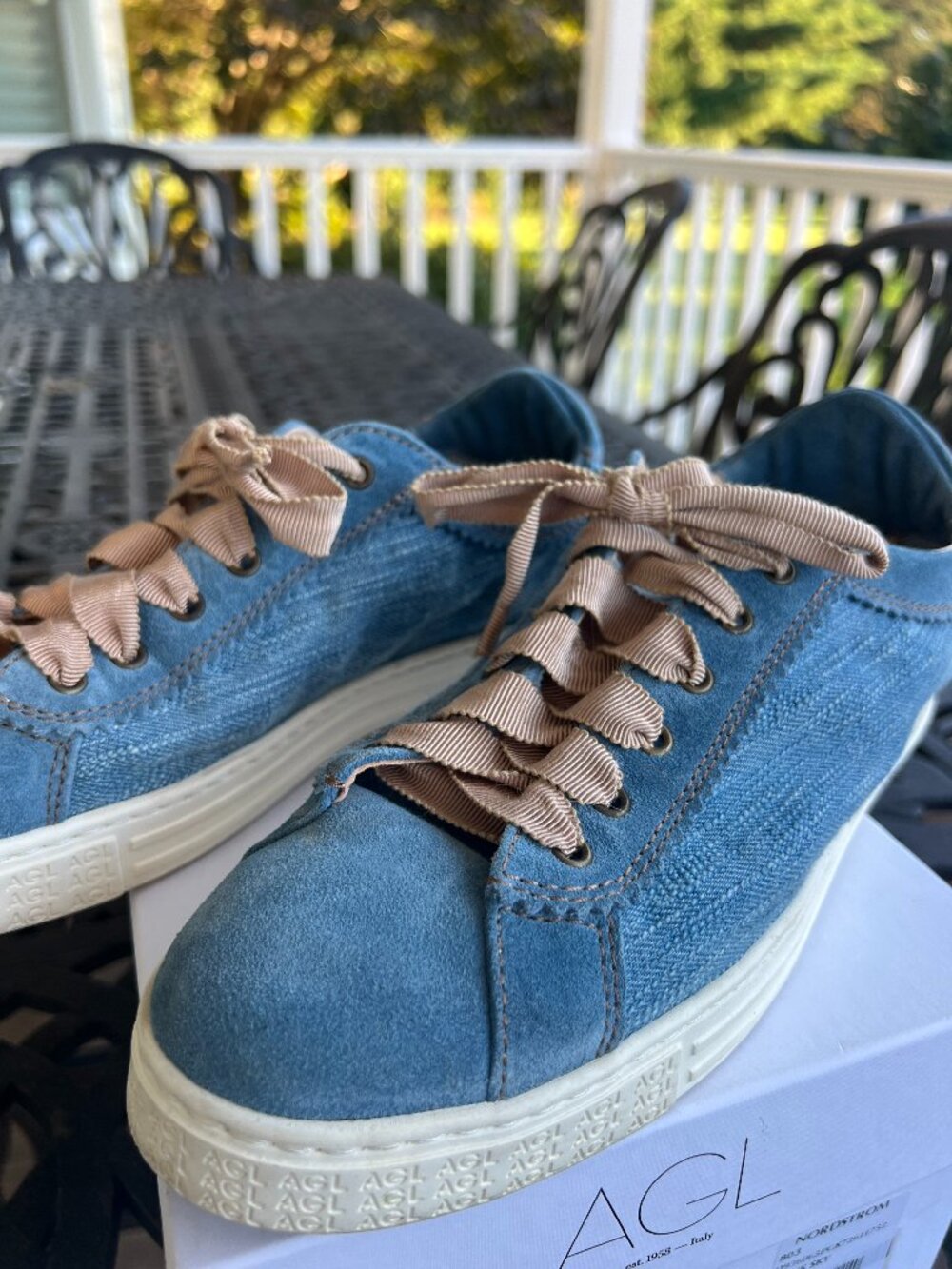 AGL Sarita Jeans Sky Suede Sneakers EU 39 Blue with Ribbon Lace